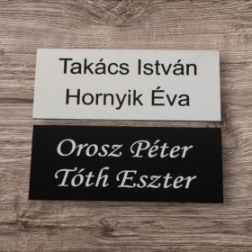 Műanyag, Fehér és Fekete színű névtábla