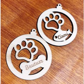 Mancs gömbben kutyás és cicás